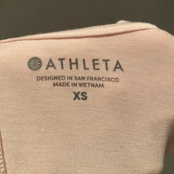 Athleta open back workout top - Picture 3 of 3